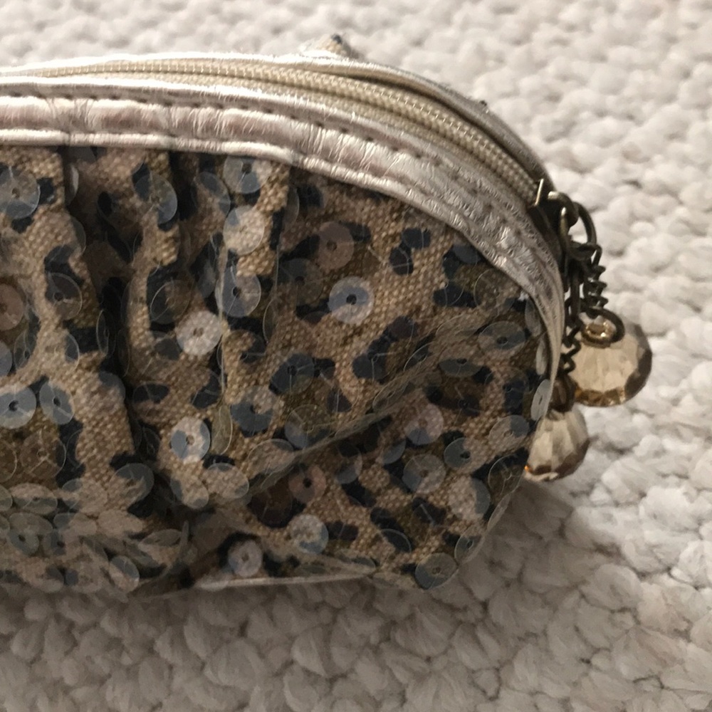 Cosmetics case